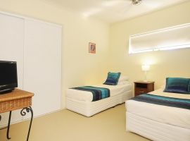 port douglas 3 bedroom luxury accommodation